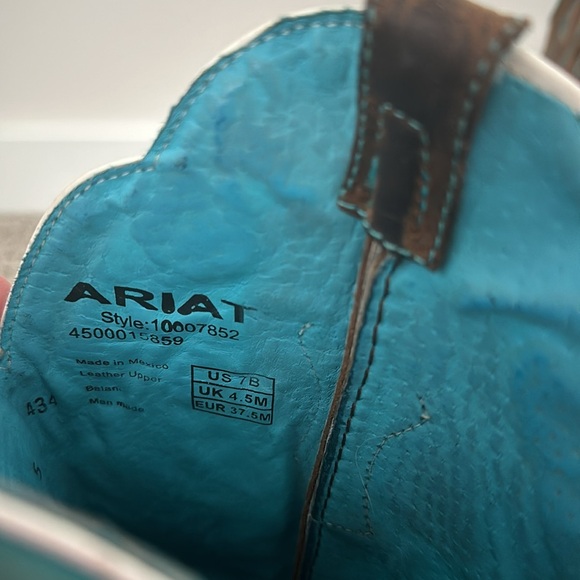 Arita Square Toe Cowgirl Boots - Picture 5 of 5